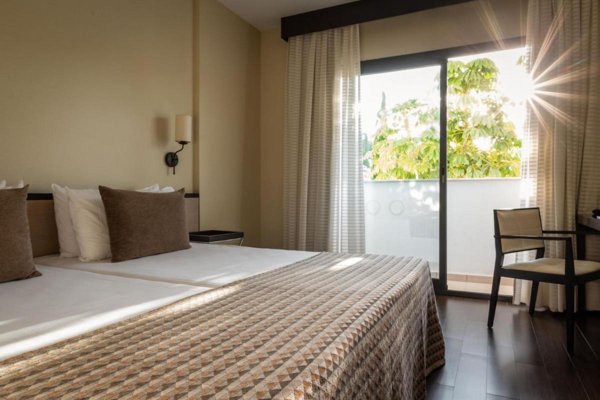 Cama o camas de una habitación en ALEGRIA Palacio Mojacar - Adults Only
