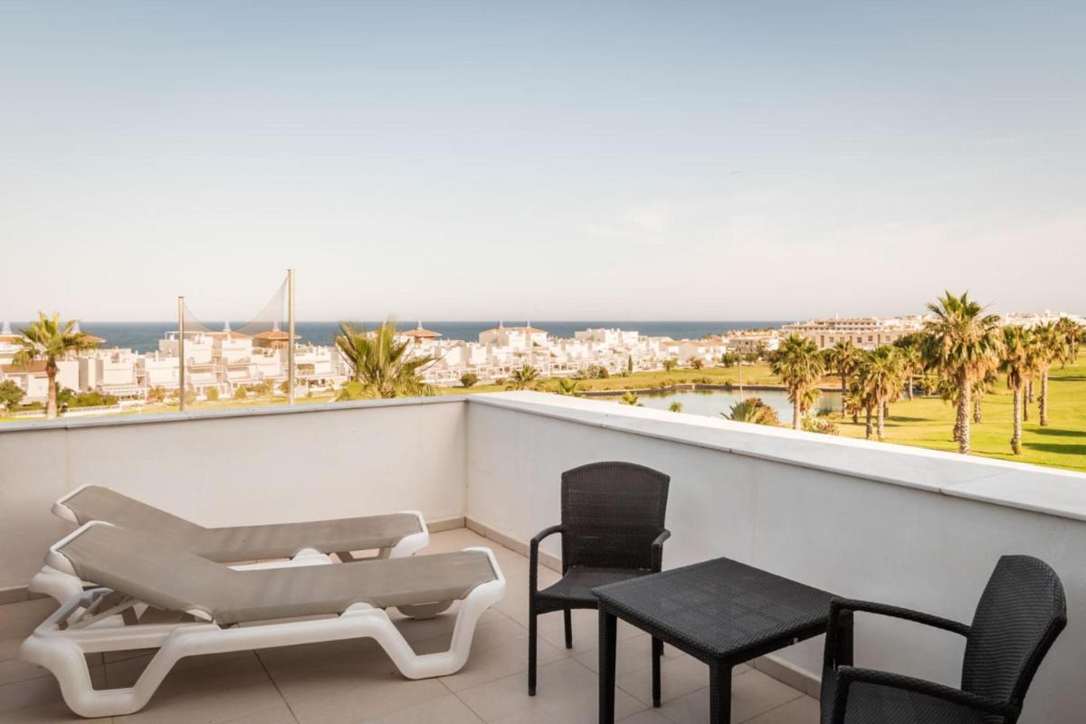Un balcón o terraza de ALEGRIA Palacio Mojacar - Adults Only