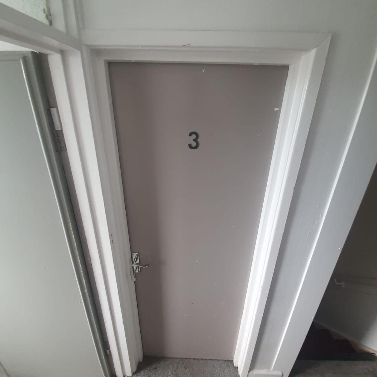 PnG Suites - Elsham Gardens Rooms - Housity
