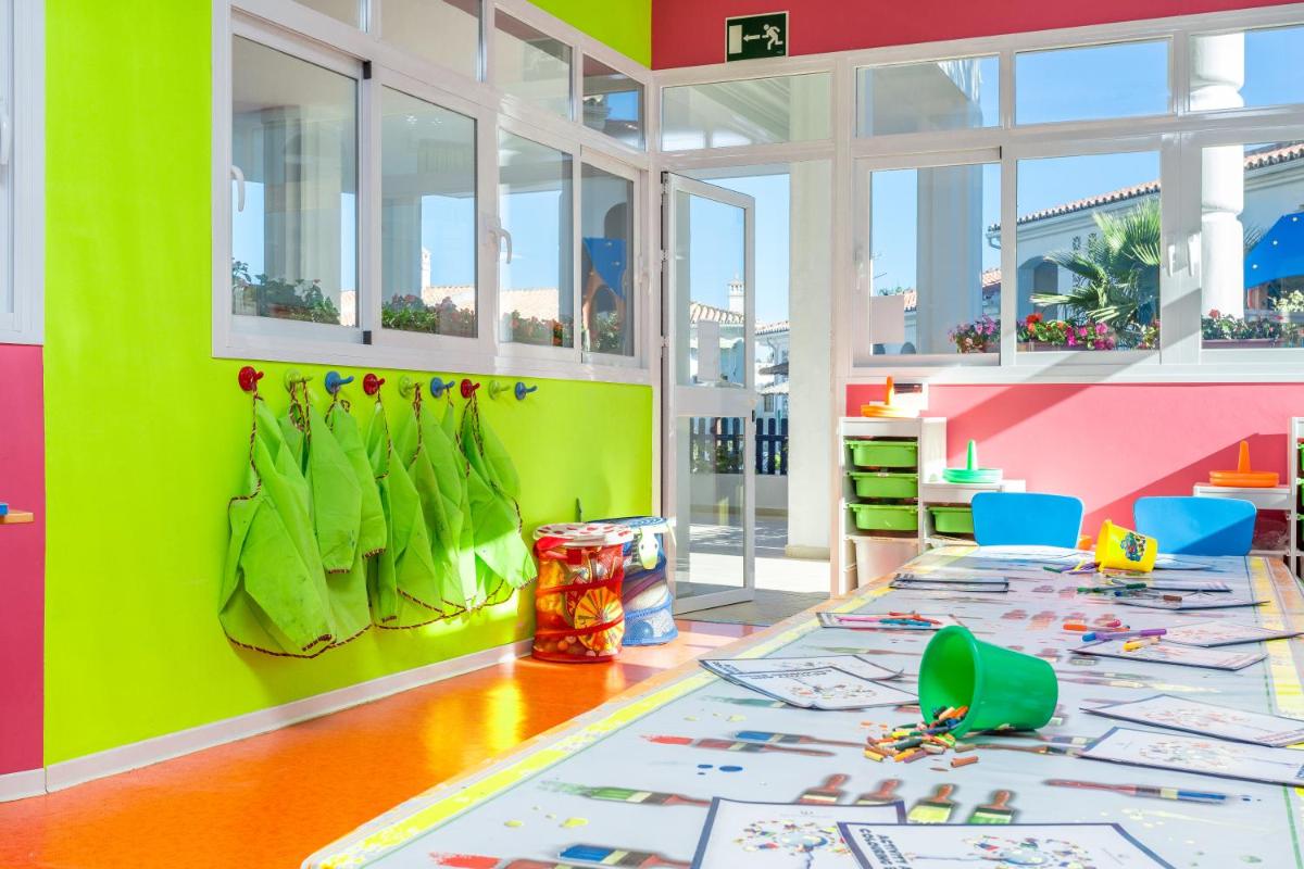 Club infantil en Sahara Sunset