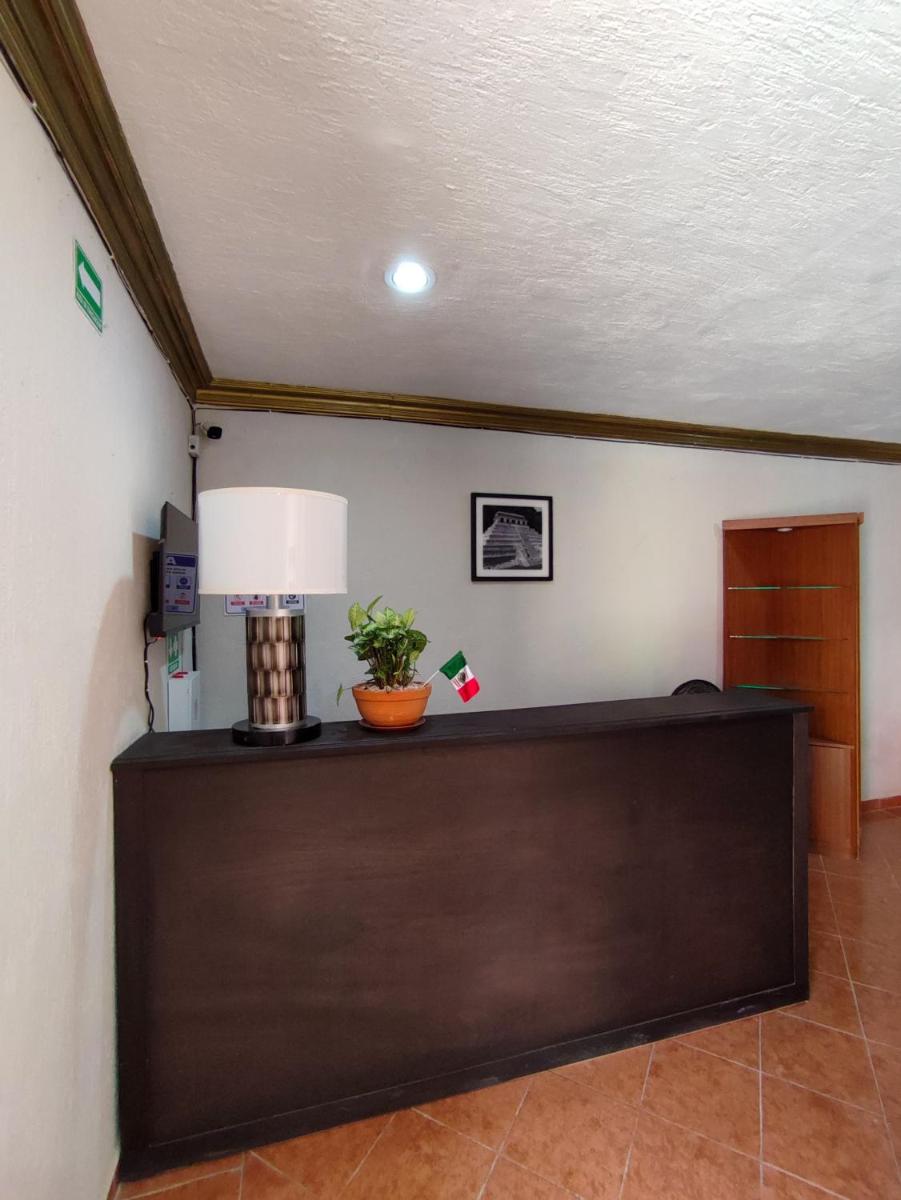 Hostal Ixchel - WiFi, Hot Water, AC, in Valladolid Downtown - Housity
