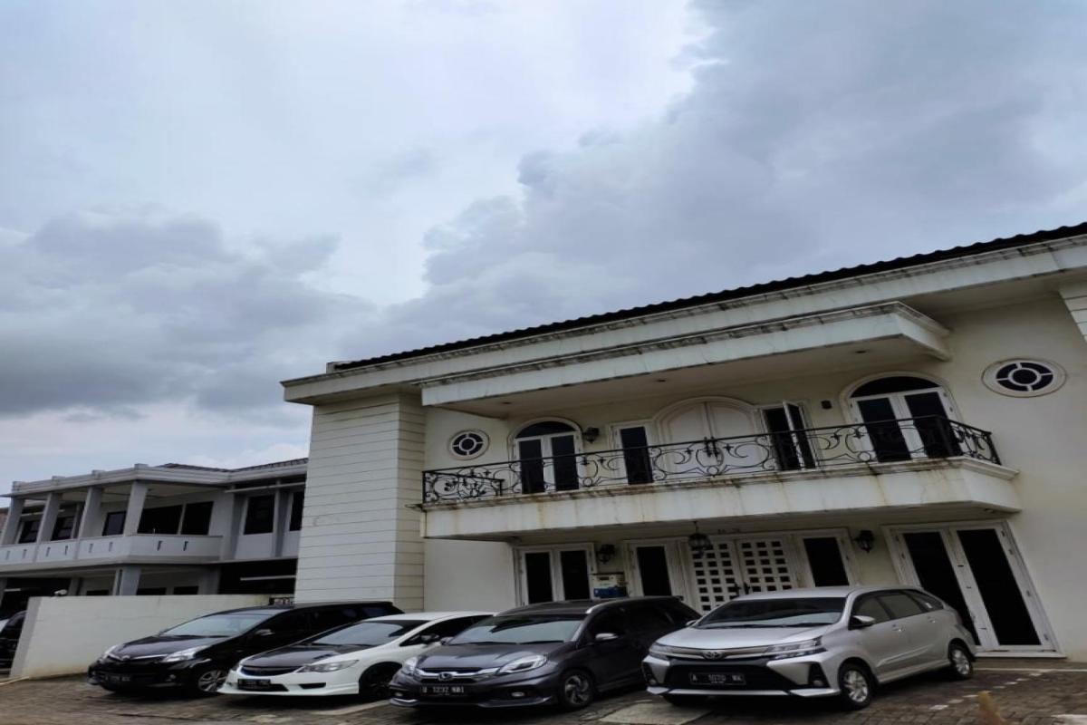 OYO 90953 36 Residence - Housity