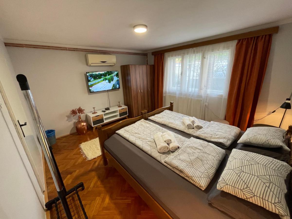 Apartman Jelena - Housity