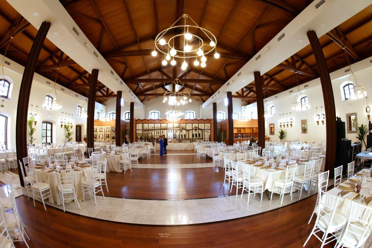Hotel El Carmen - Housity