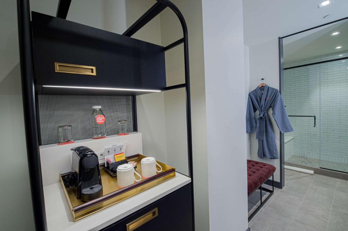 Canopy By Hilton Jersey City Arts District - Housity