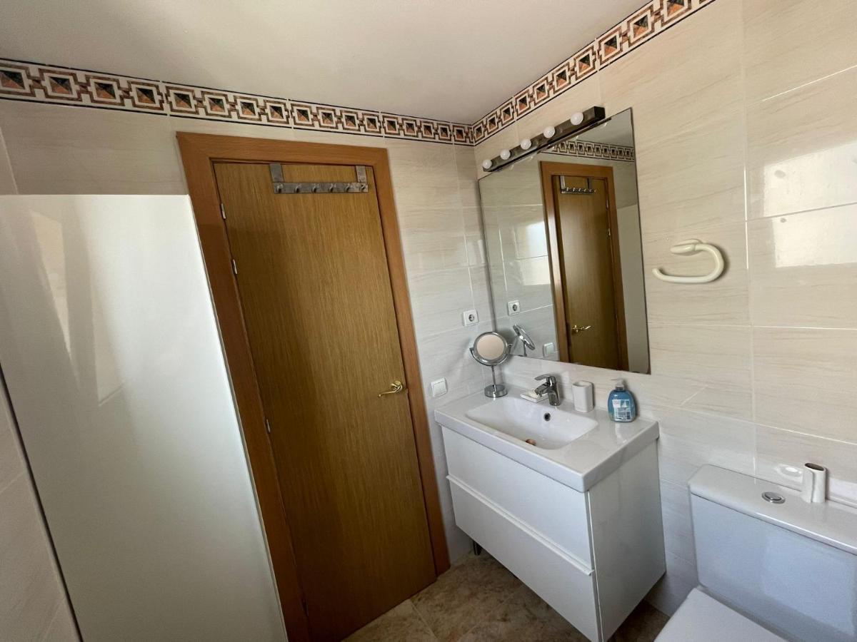 Cunit Beach - Housity