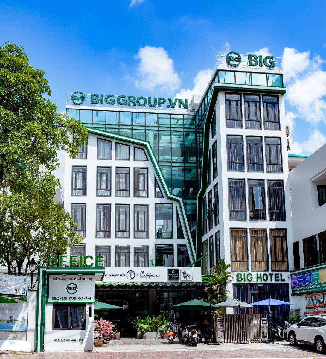 Big Hotel Lào Cai - Housity