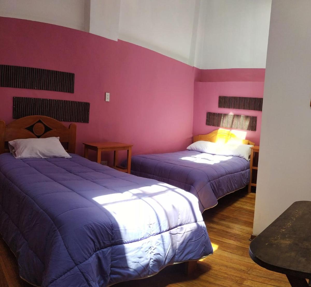 Yllari's Inn - Housity