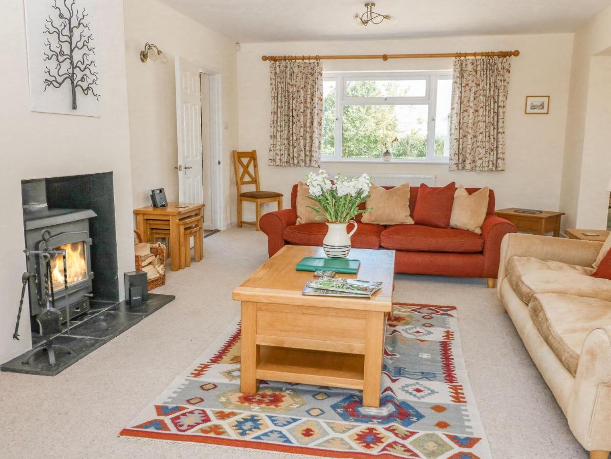 The Clealings - Housity