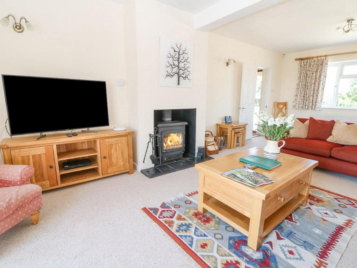 The Clealings - Housity