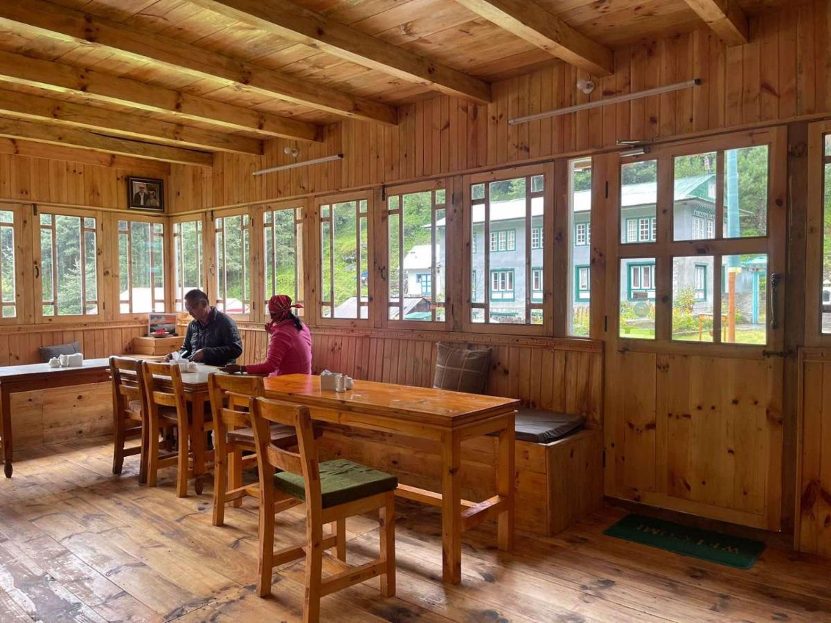 Kongde Peak Guest House - Housity