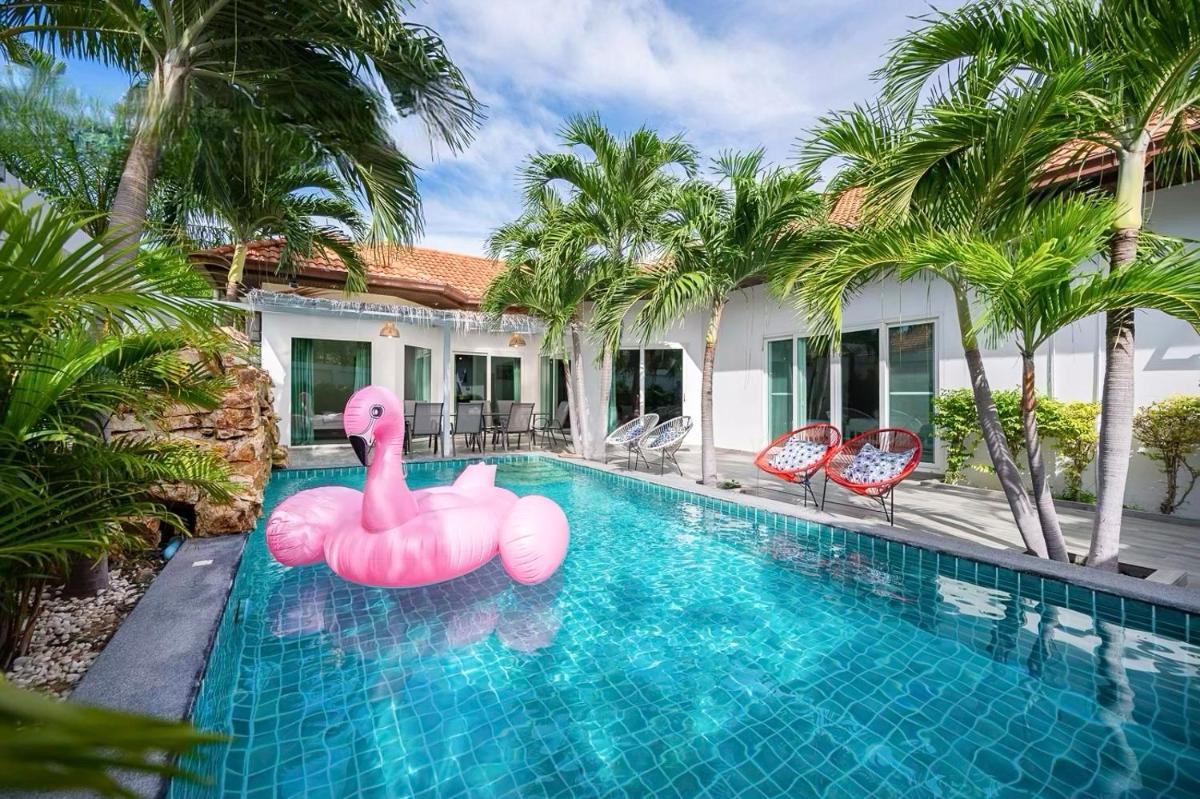 Majestic Residence Pool Villa 4 Bedrooms Private Beach - Housity
