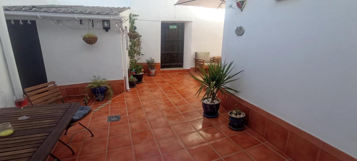 Casa Rural Olivares - Housity