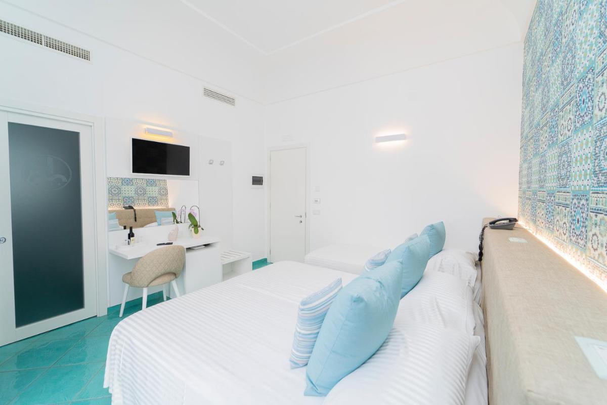 Hotel Miramare - Housity
