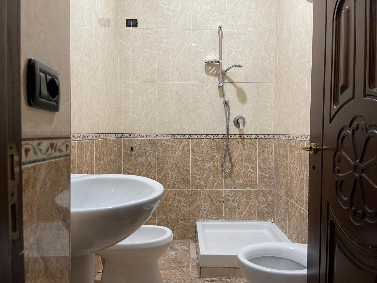 Hotel Mignon - Housity
