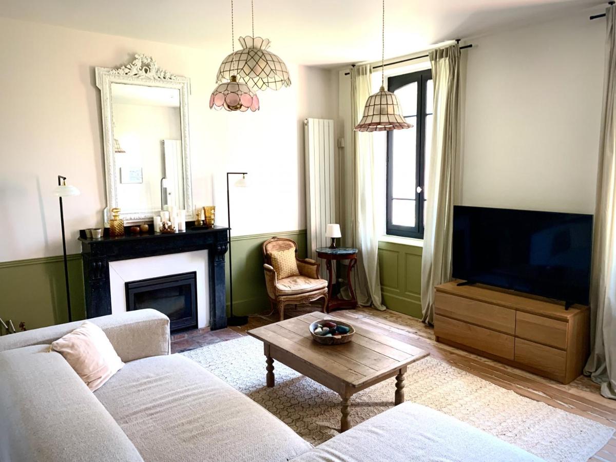 Sous le Tilleul de la Condomine, piscine privee - Housity