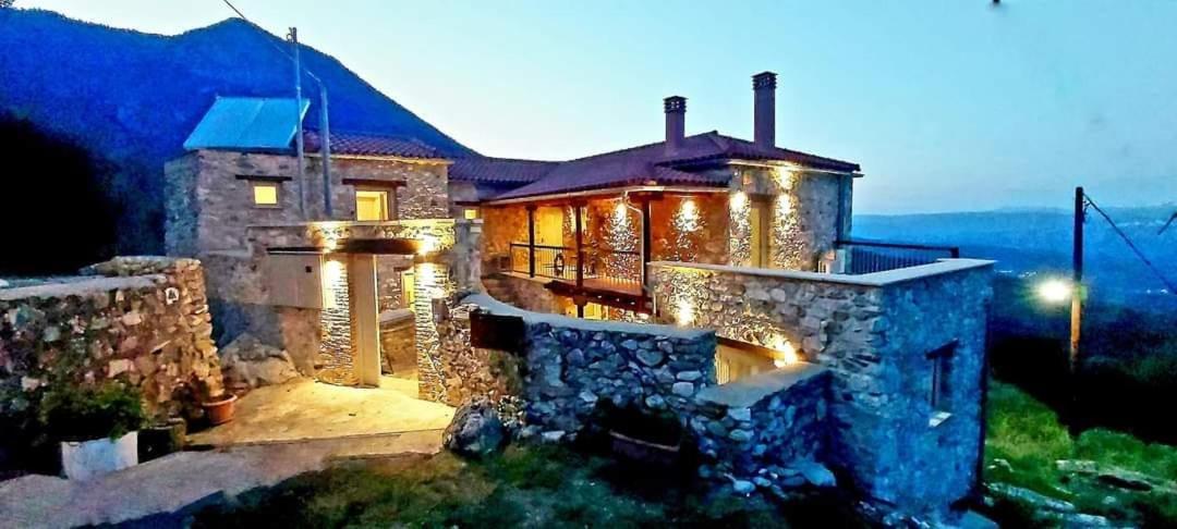 Arxontiko Taygeti - Housity