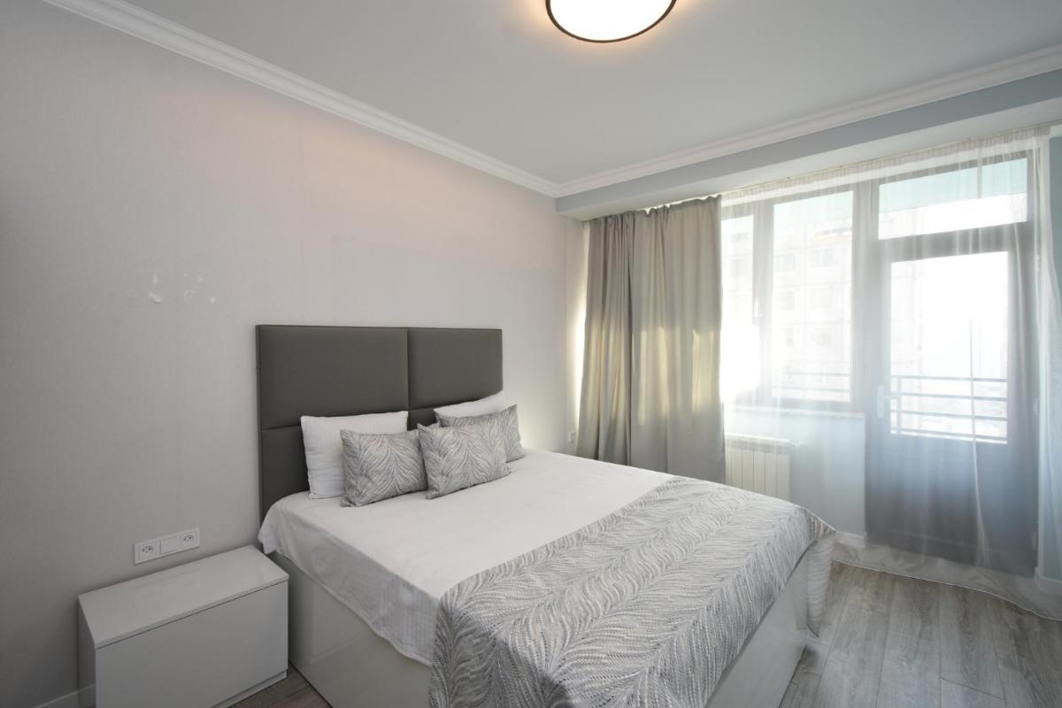 Suitetrails - Luxury apartment in Yerevan, Komitas 36b