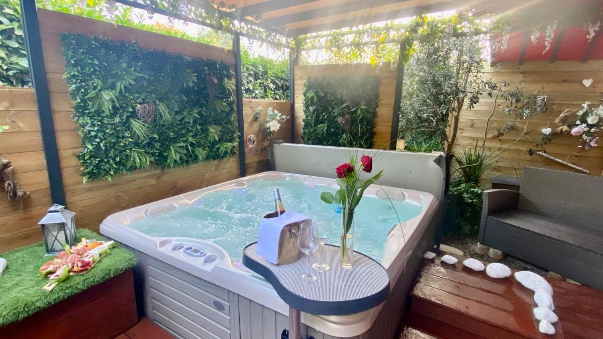 Un petit coin de Paradis - Housity