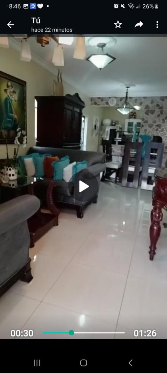 This is a confortable house - Housity