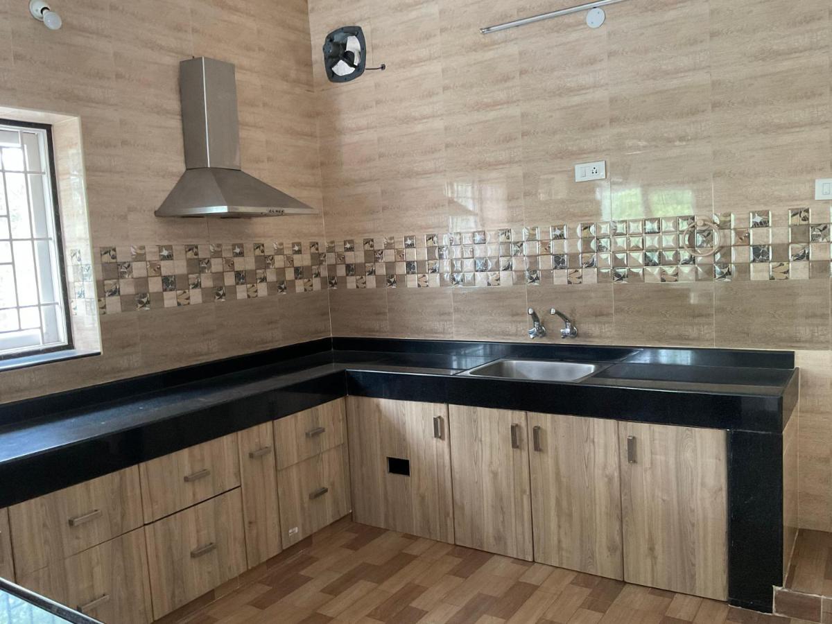 Shantham Service Apartments, Indumanagar, Coimbatore - Hizvo