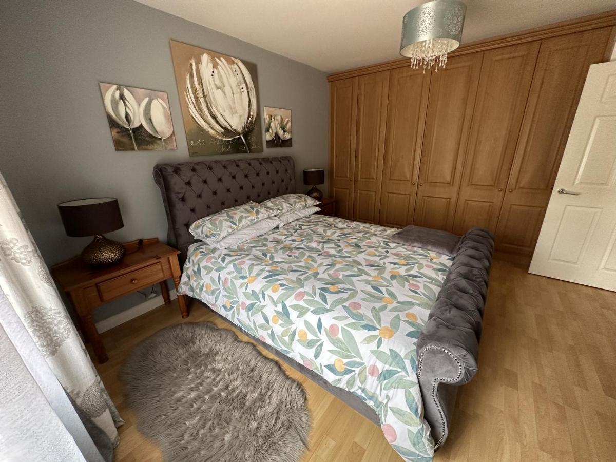 Coleraine Riverside apartment - Housity