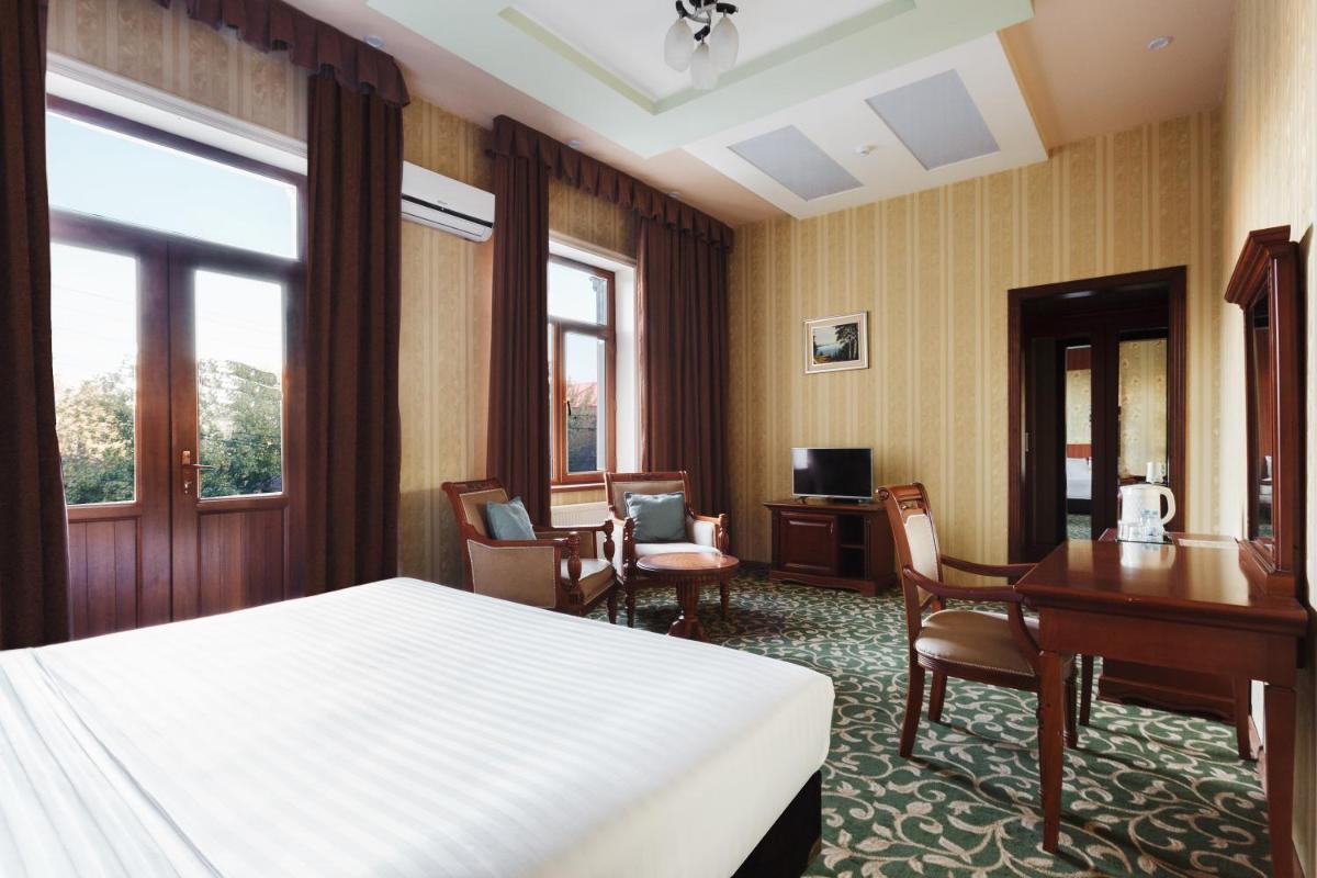 Western Suites Hotel - Housity