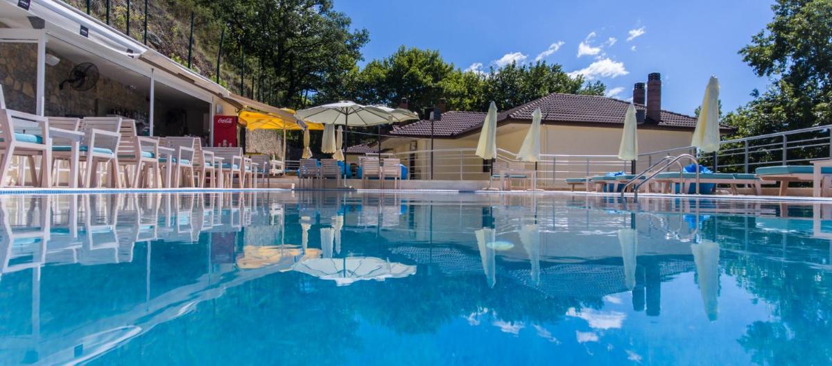 Nymfes Hotel - Housity