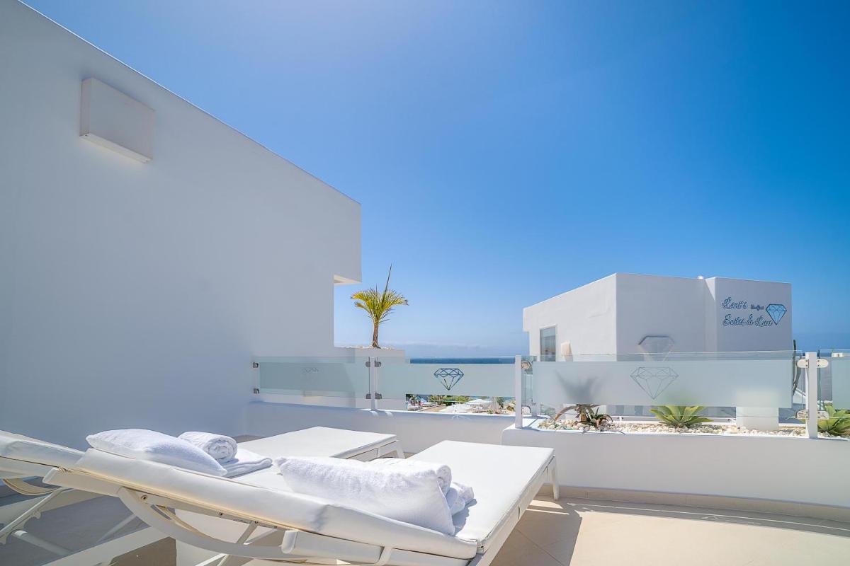 Imagen de la galería de Lani's Suites de Luxe - Adults Only, en Puerto del Carmen