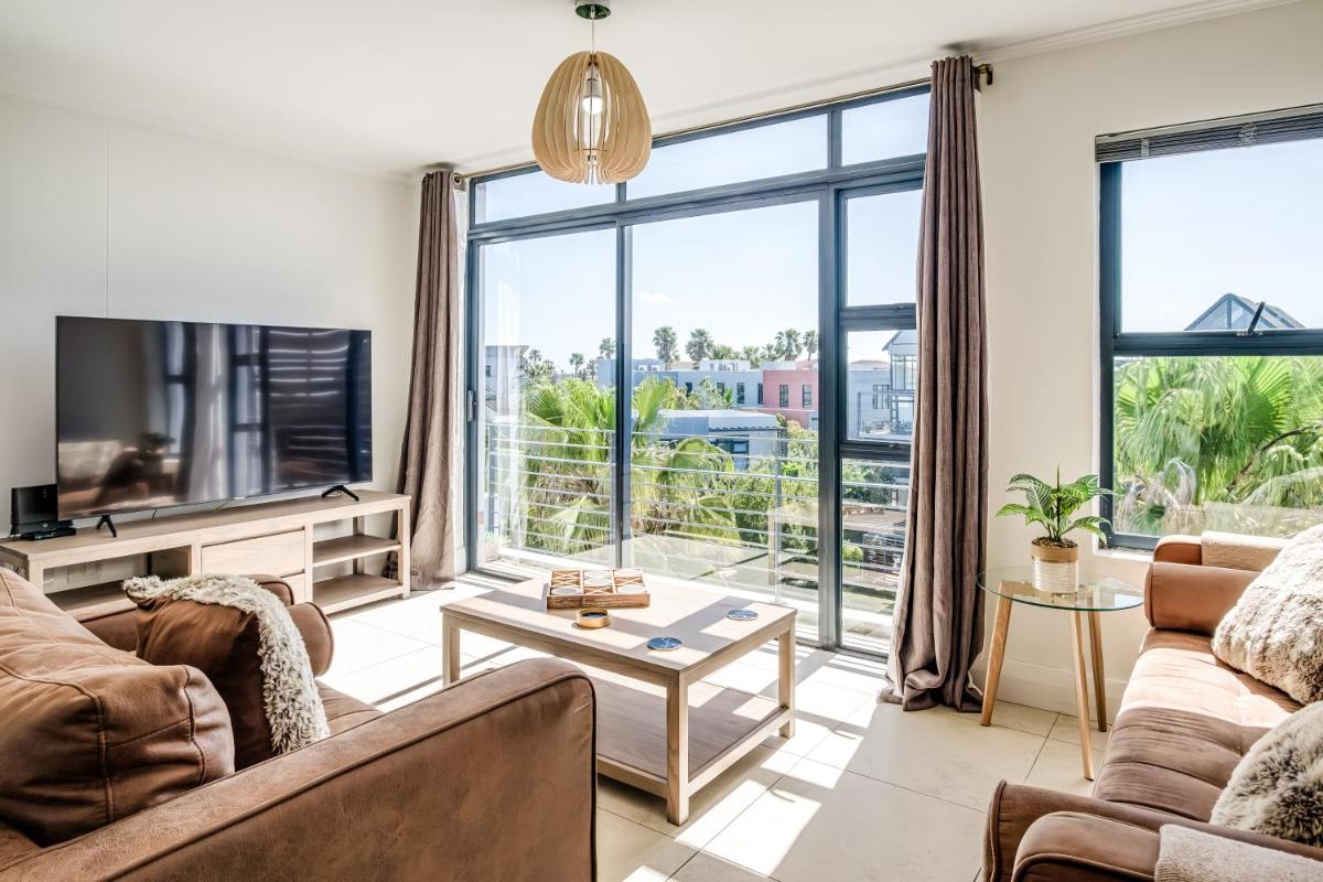 Belina - Quayside Canal View - Housity