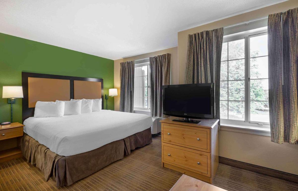 Extended Stay America Suites - Cleveland - Airport - North Olmsted - Housity