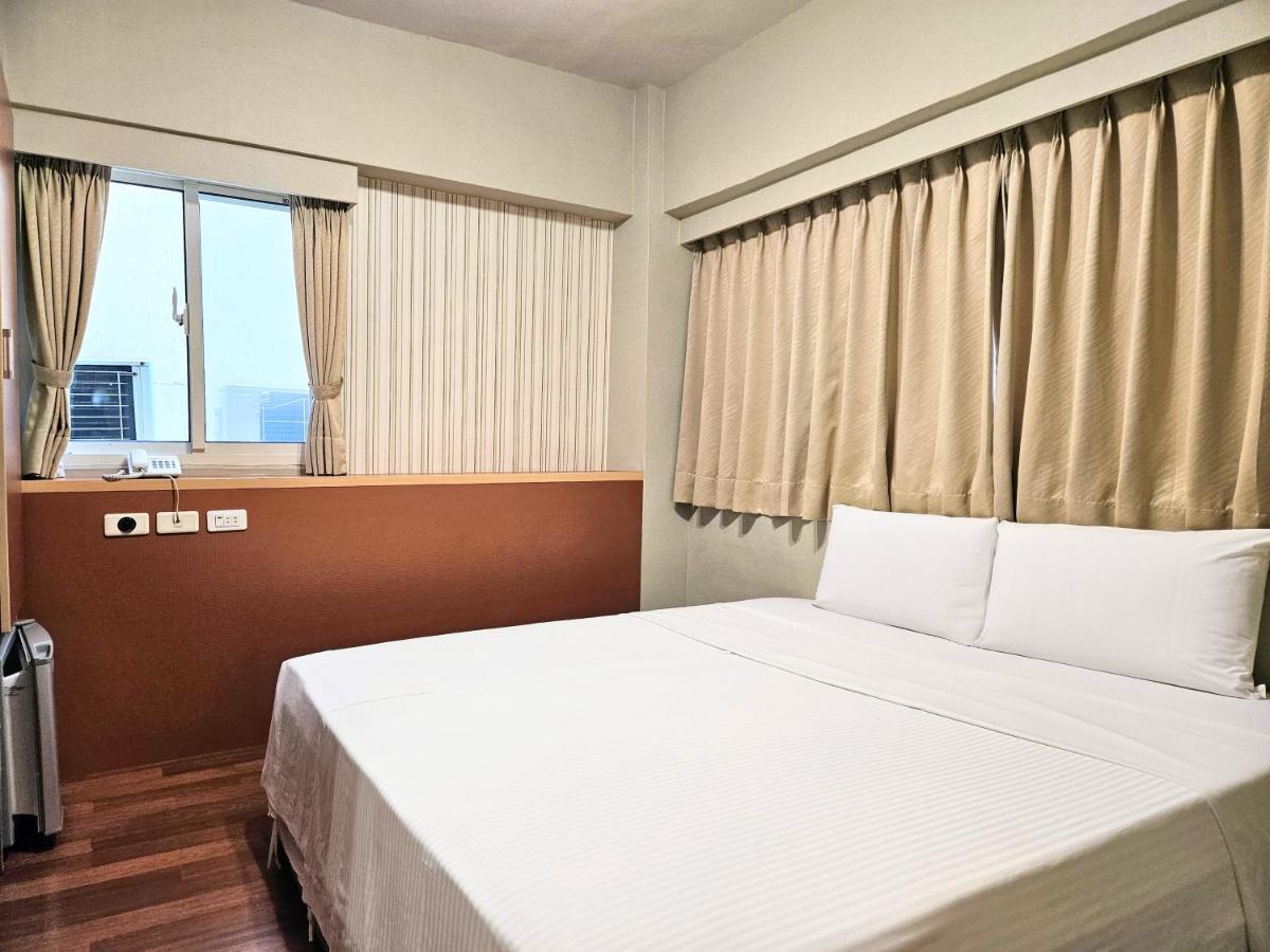 Hotel South Sea - Housity
