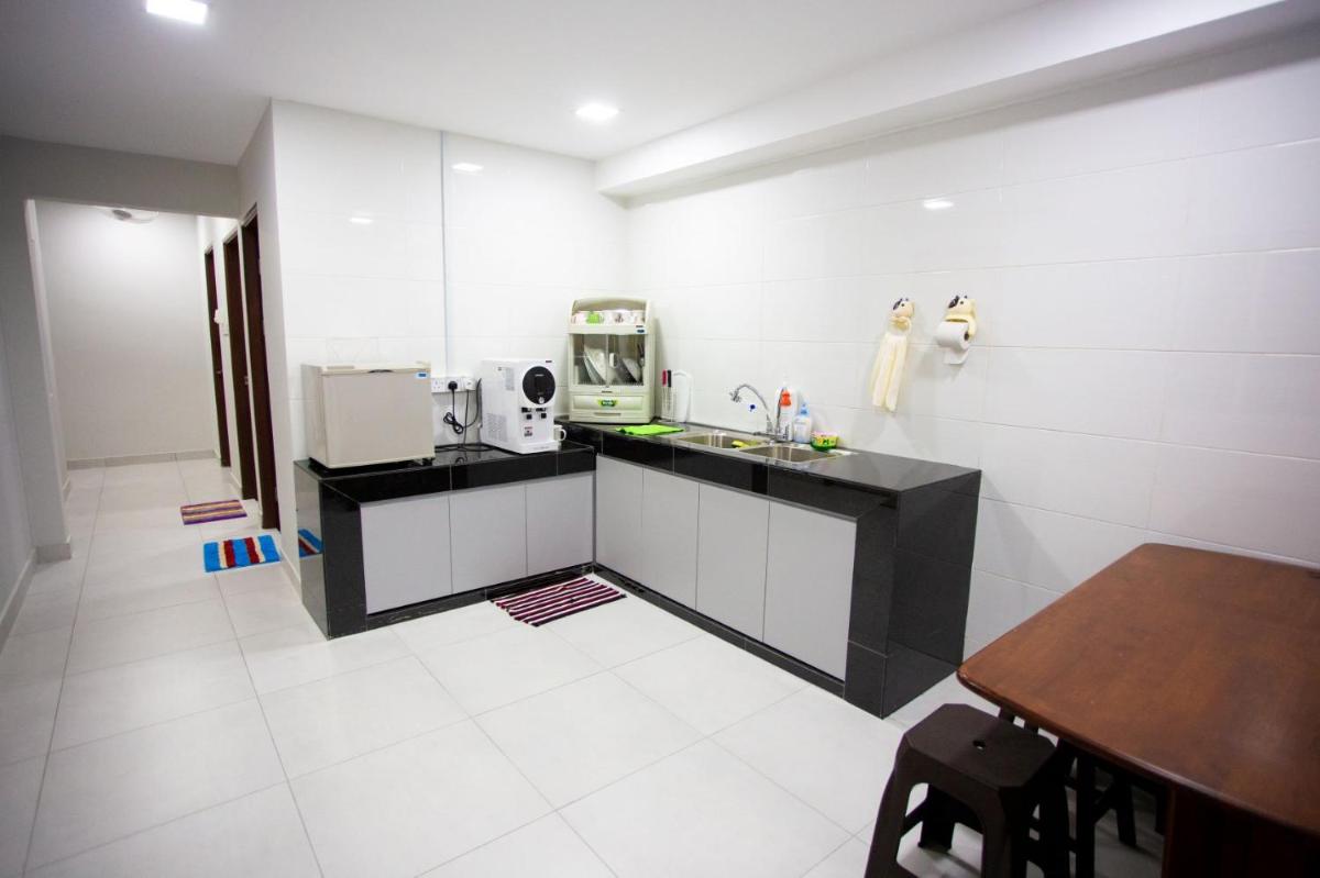 Hom2rex Kuching Homestay Taman Timberland - Housity