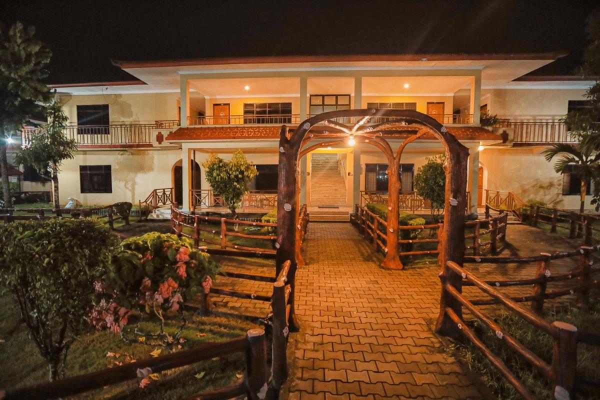 Hotel Wildlife Camp - Housity