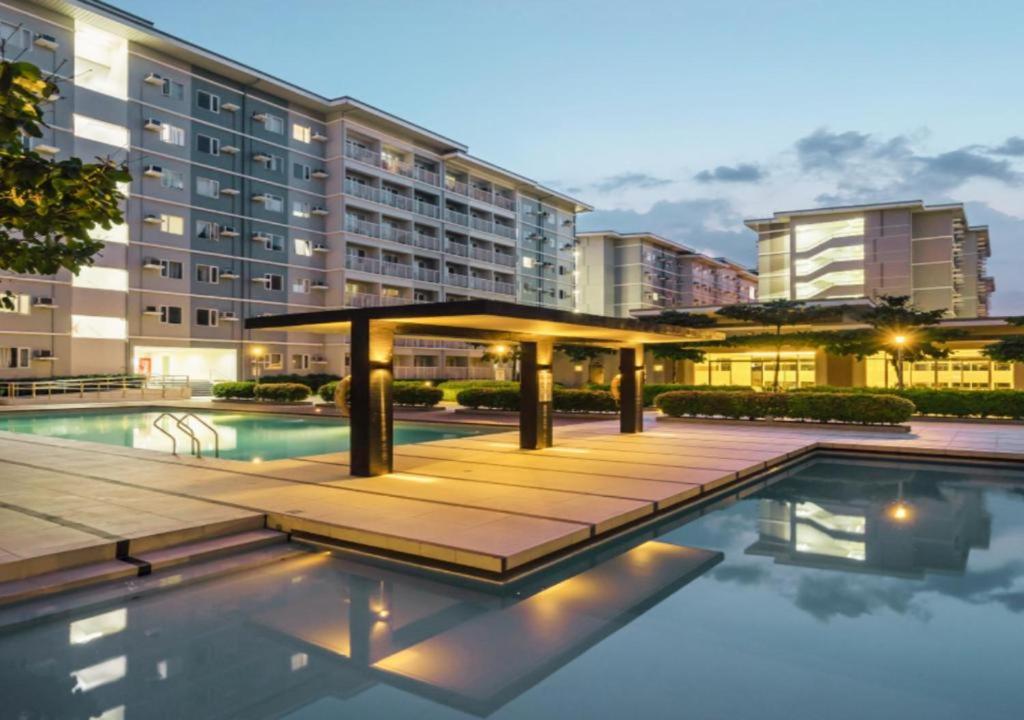 Babaj Staycation at Trees Residence Tower 10 - Housity