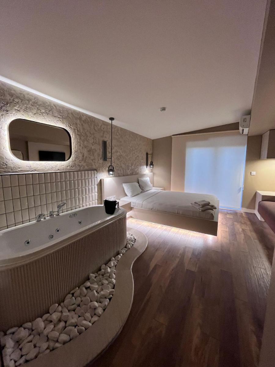 Avwan Hotel Çiğli - Housity