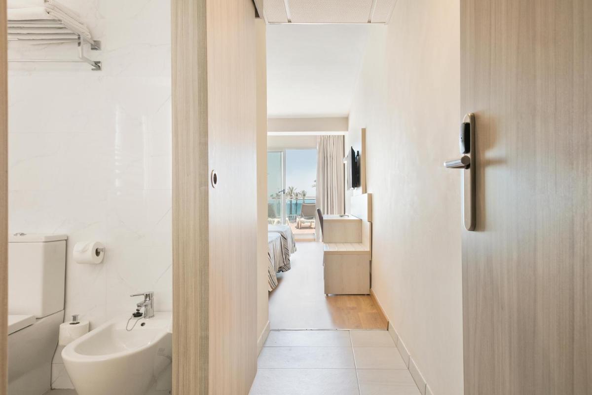 Un baño de Hotel Best Sabinal