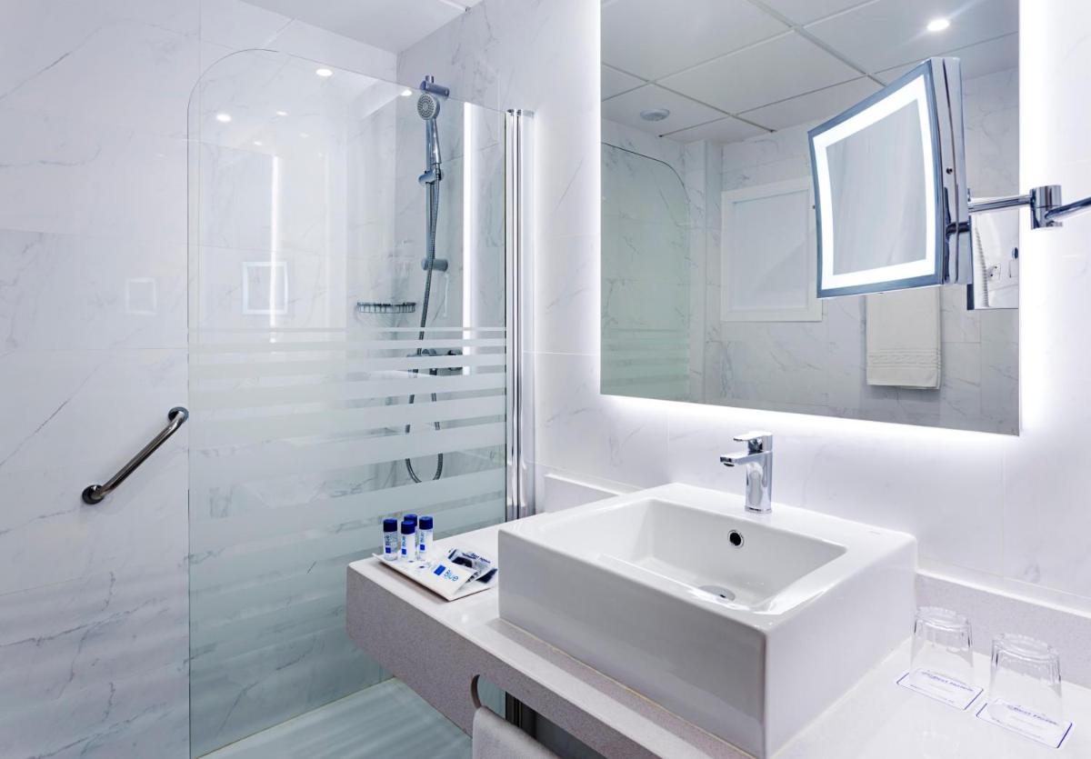 Un baño de Hotel Best Sabinal