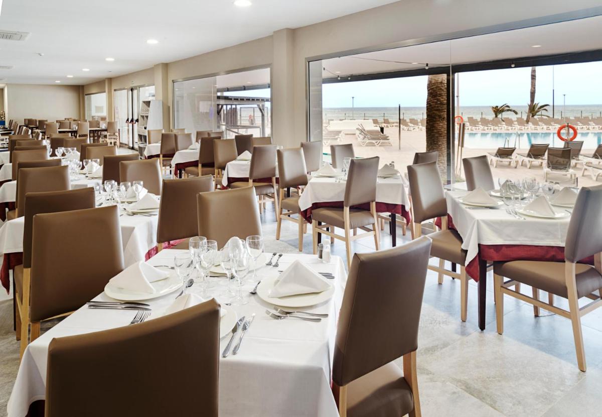 Un restaurante o sitio para comer en Hotel Best Sabinal