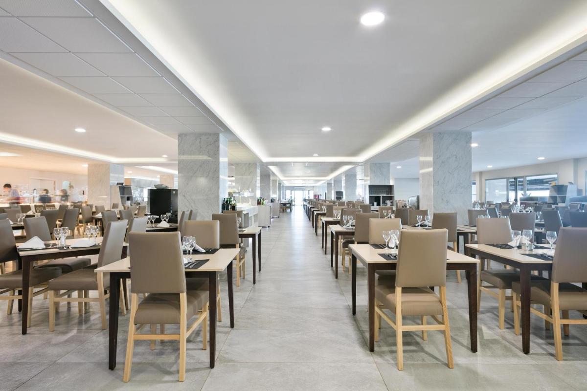Un restaurante o sitio para comer en Hotel Best Sabinal