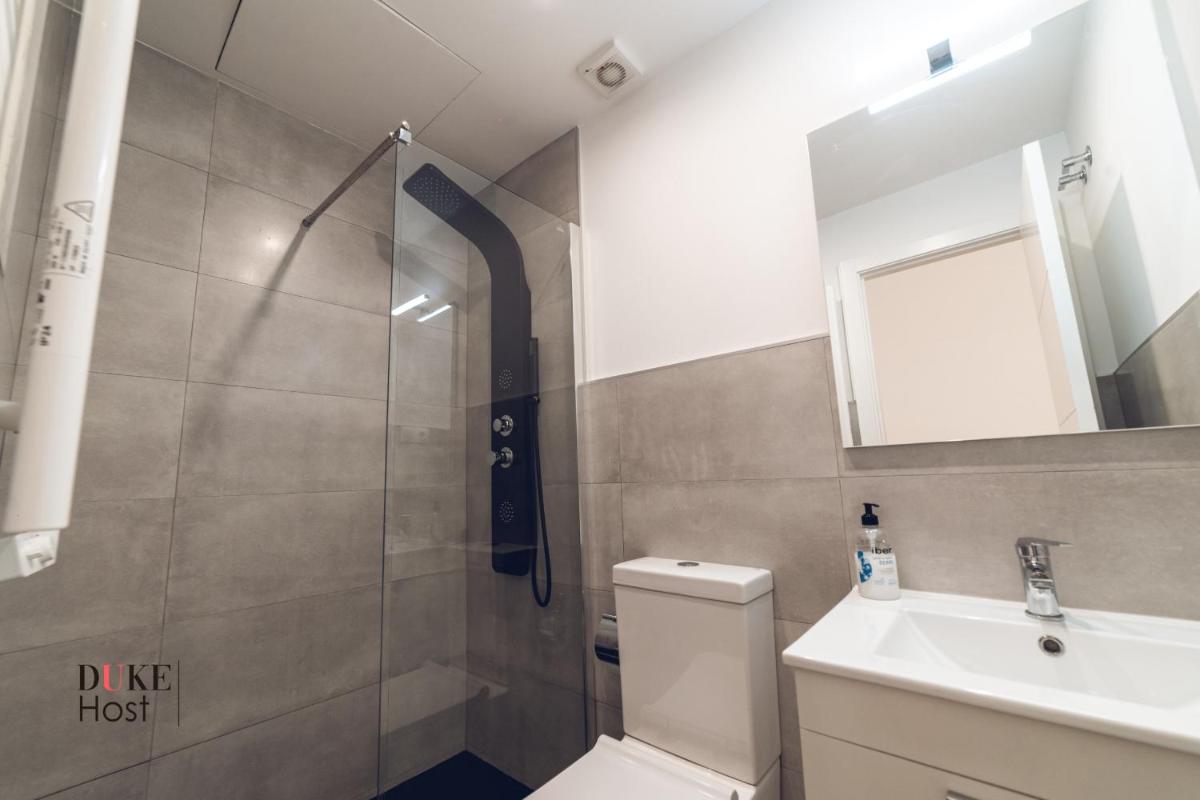 Santa Maria de la cabeza1 Apartments - Housity