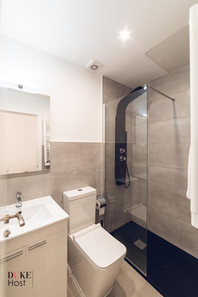 Santa Maria de la cabeza2 Apartments - Housity