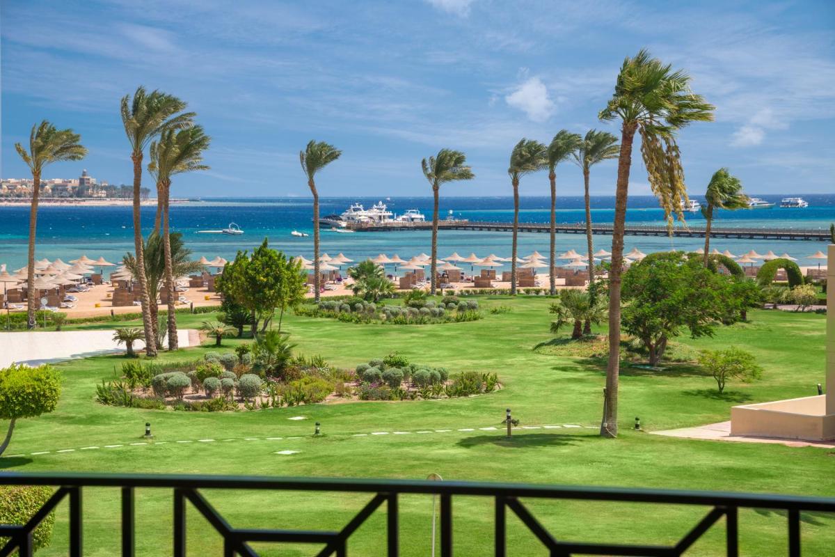 Cleopatra Luxury Resort Makadi Bay - Housity