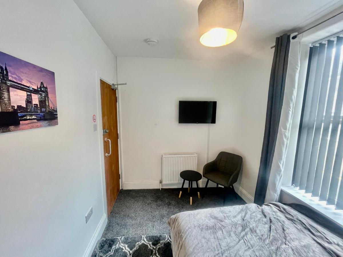 Empire House - Housity