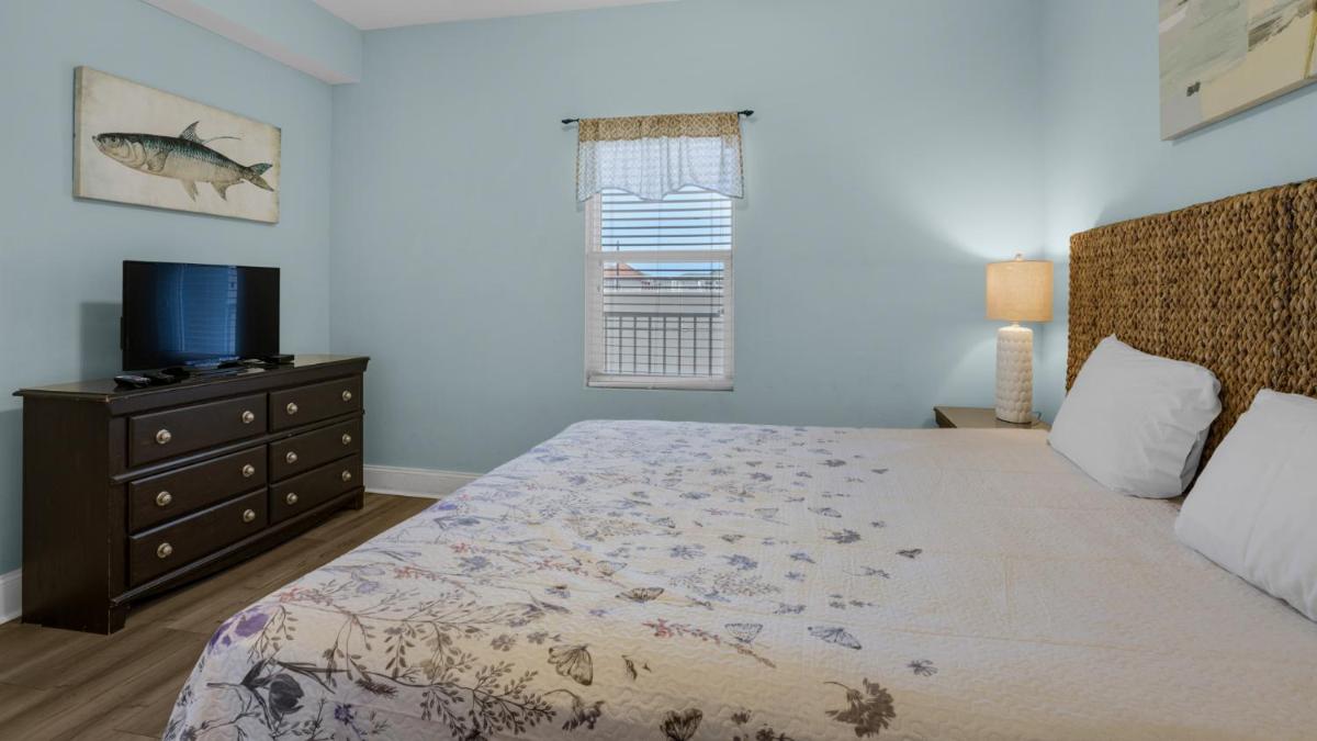 Laketown Wharf 1037 - Housity