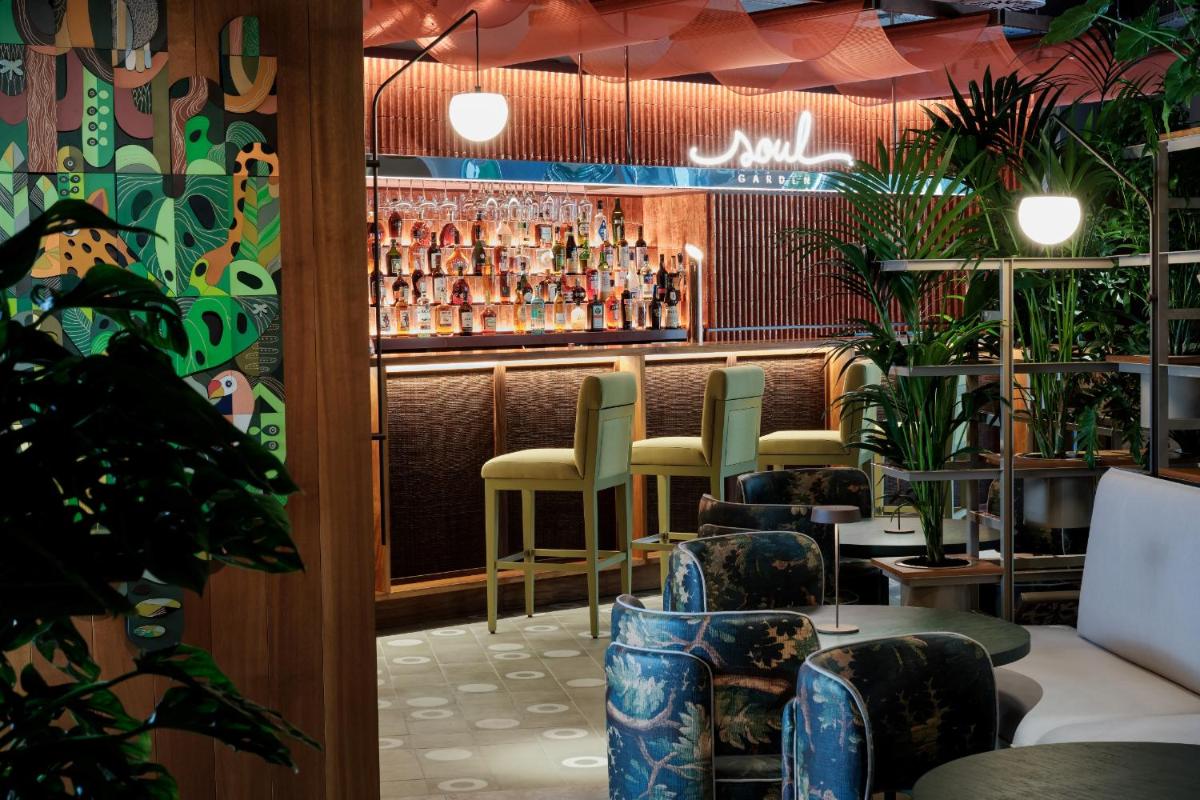 Bebidas em Corinthia Lisbon