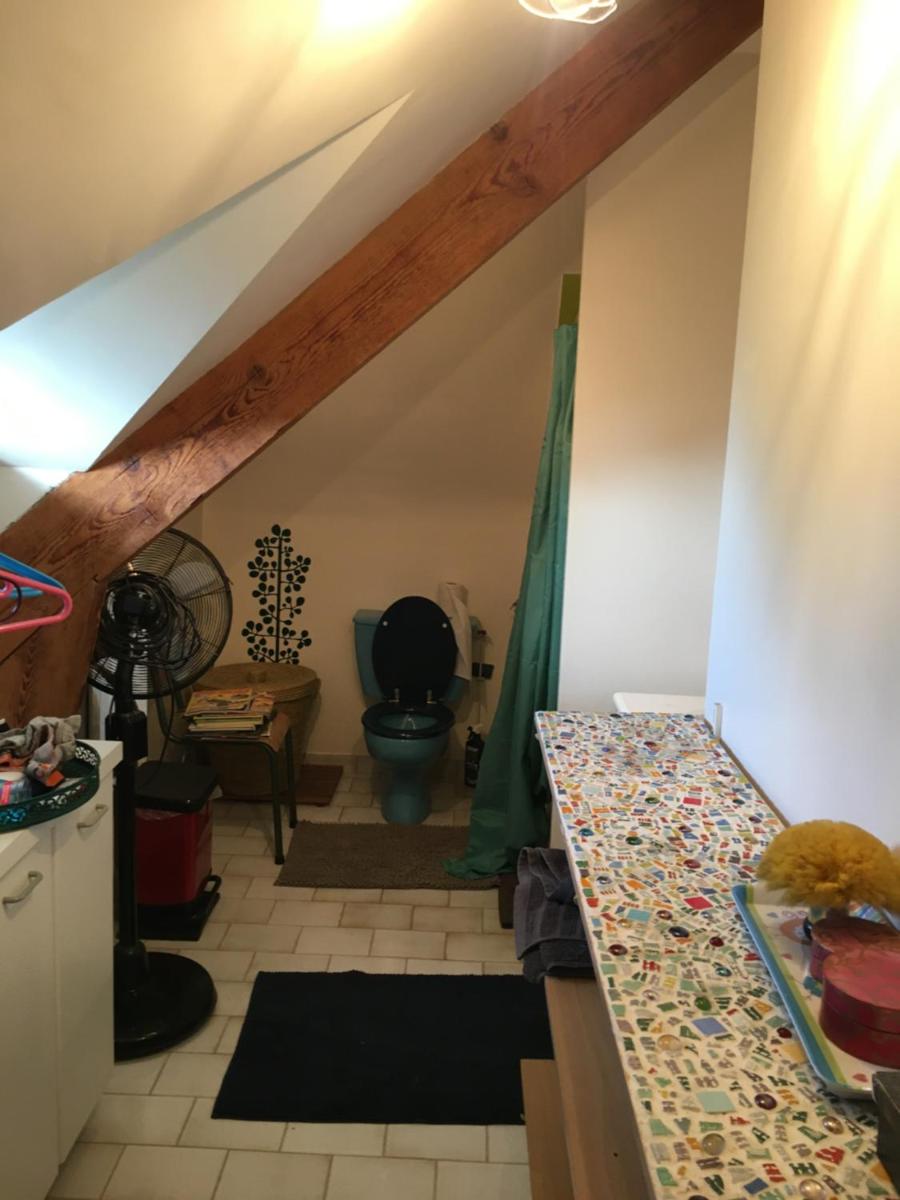 Chambre spacieuse et lumineuse - Housity