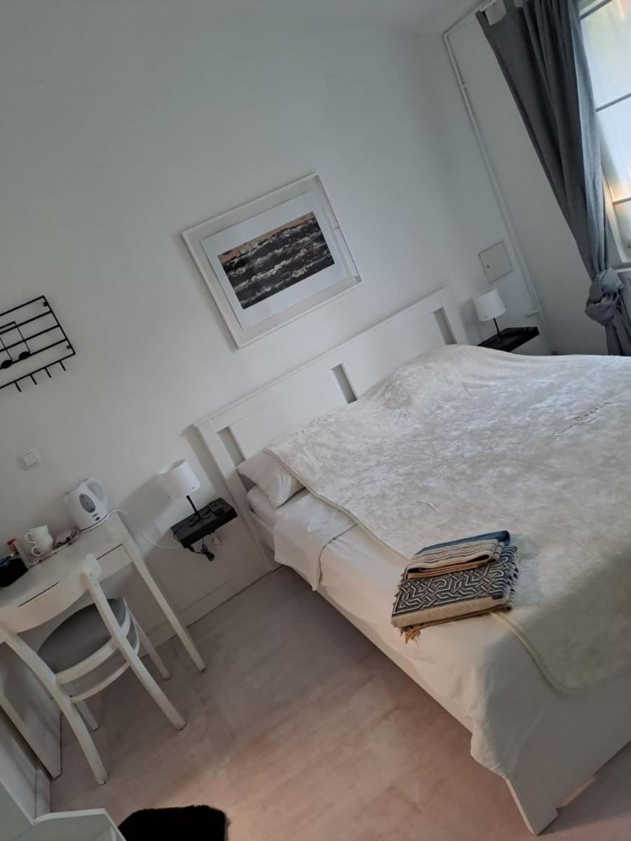 Soba Dvori - Housity