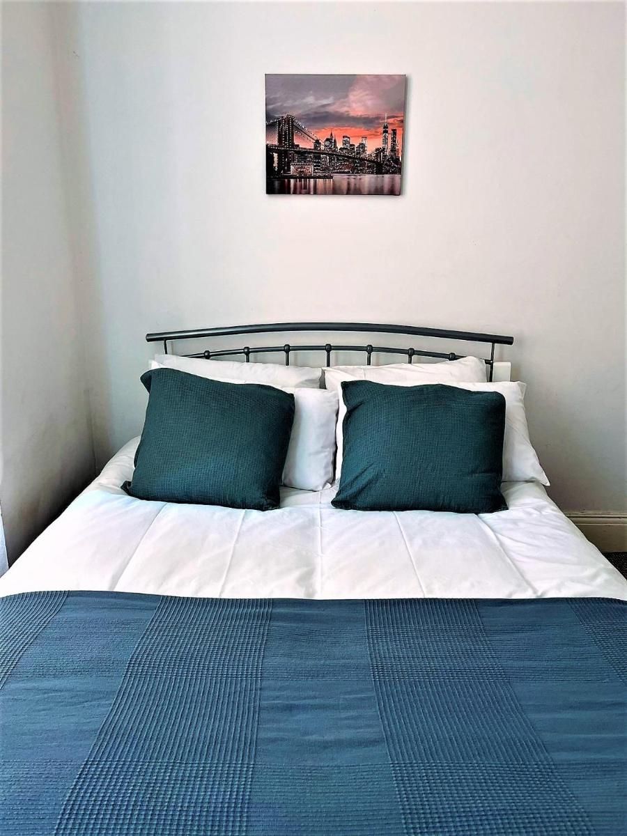 Trendy Town house - Room 1 - Housity