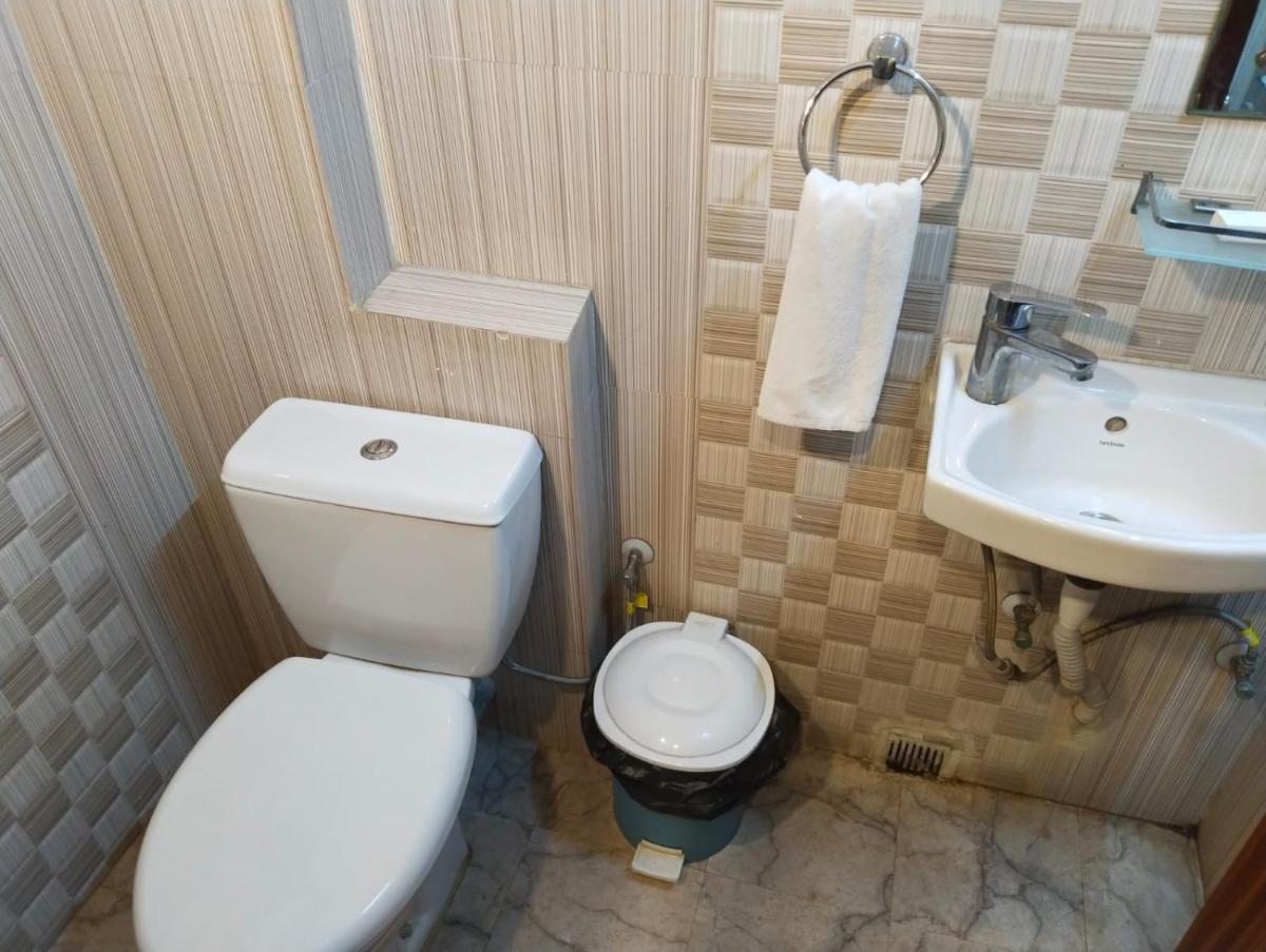 Banyan Tree Express - Housity